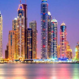 رونق ملک با سیاست موفق در امارات