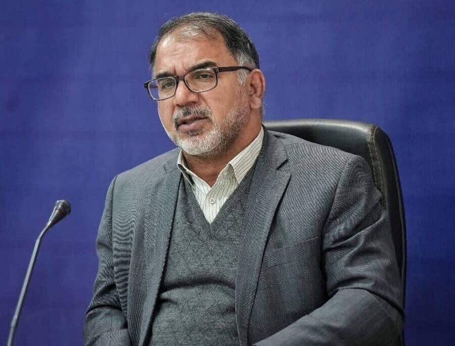 فرهاد زیویار