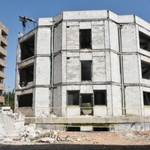فال اسیری، بزرگترین کتابخانه شرق شیراز