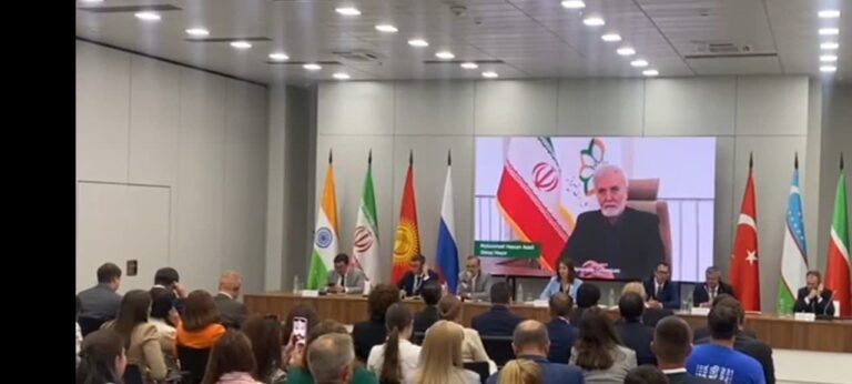 ارائه تجربیات مدیریت شهری در حوزه خدمات نوین