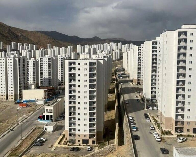 تخصیص تسهیلات به پروژه‌های نهضت ملی مسکن فارس را دنبال خواهیم کرد