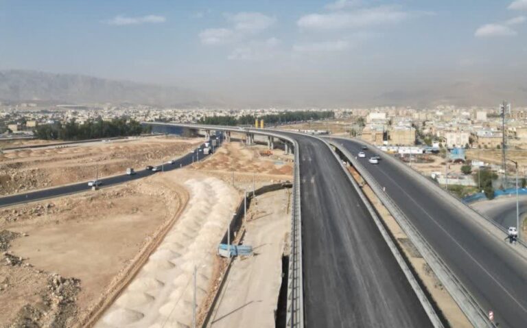 افتتاح پل دوم تقاطع غیرهمسطح شهدای حرم احمدبن موسی طی روزهای آینده
