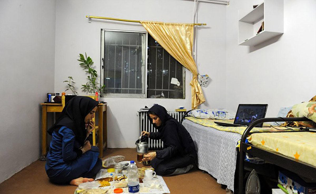 رشد اجاره‌نشینی اشتراکی؛ یک سقف برای دو خانواده!